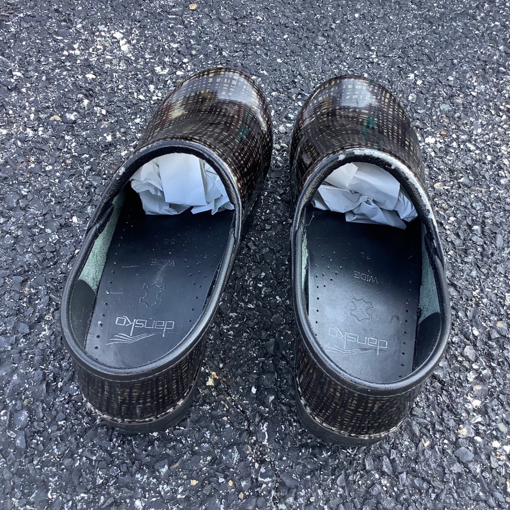 Dansko Professional Wide Clogs Bronze Grid Patent Leather Nursing Shoes EU 38 - Picture 16 of 16